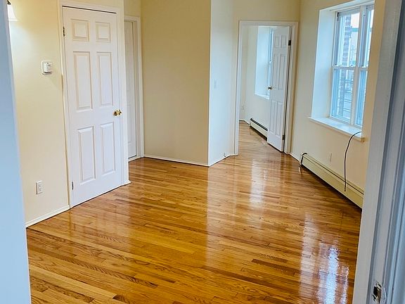 5th image of 135-20 Hillside Ave #2A