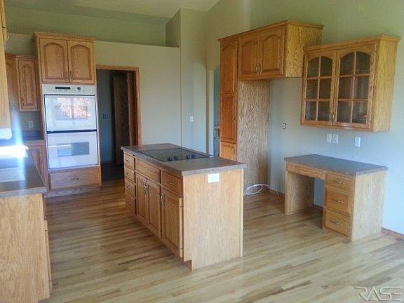 2nd image of 3400 S Saguaro Ave