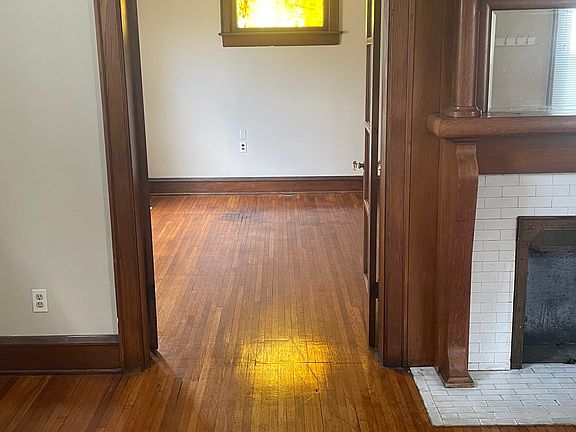 5th image of 294 Wyandotte Ave #292