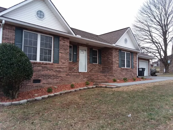 2350 Benton Young Rd, Cookeville, TN 38501
