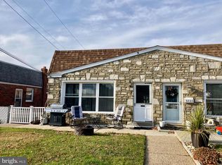 8620 Agusta St, Philadelphia, PA 19152
