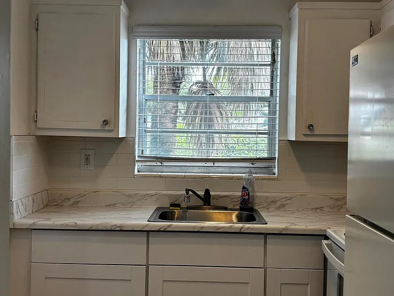 353 Sheffield St E #O — Photo 9
