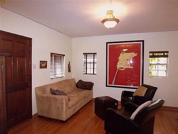 2nd image of 11424 Mississippi Ave