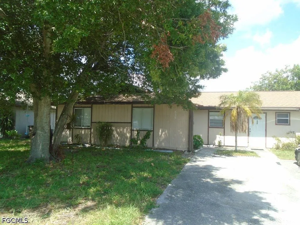 2 bed, 2.0 bath, 1955 sqft, $1,350 — Photo 1