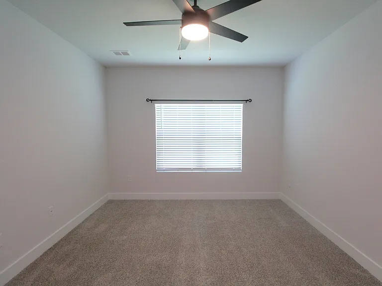 3111 Silver Maple Dr — Photo 10