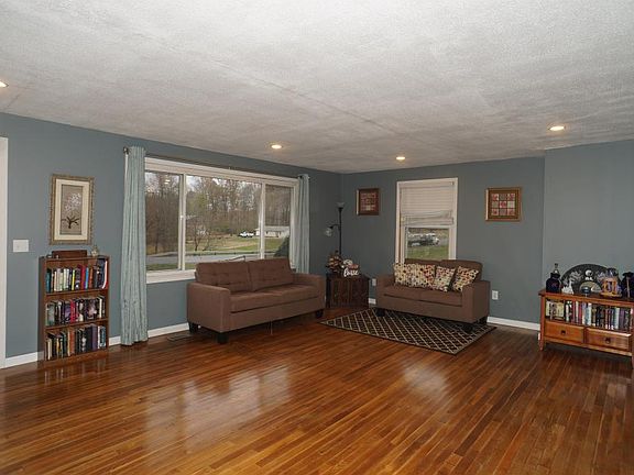2nd image of 3819 W Us 50
