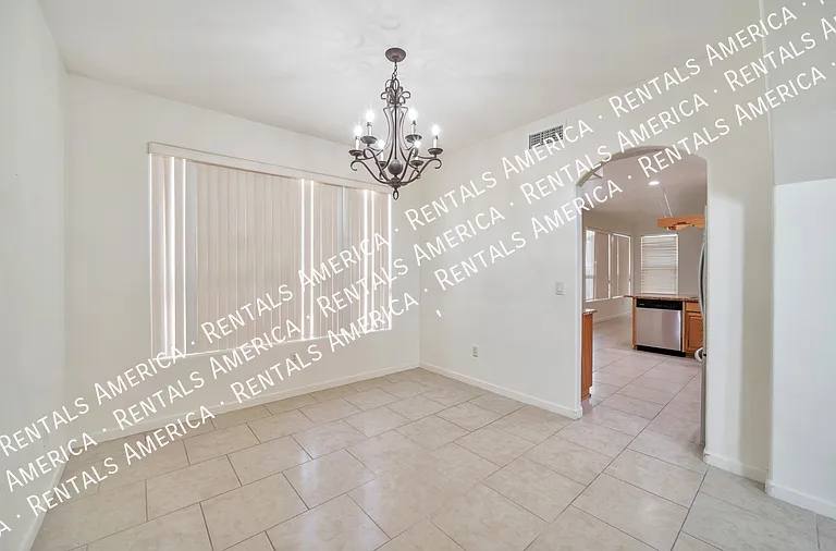 15400 S Camino Agua Azul — Photo 6