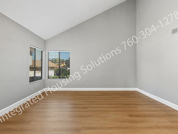 5th image of 2057 Caraway St