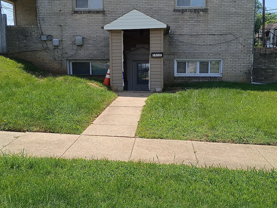 1573 Ingleside Ave #T