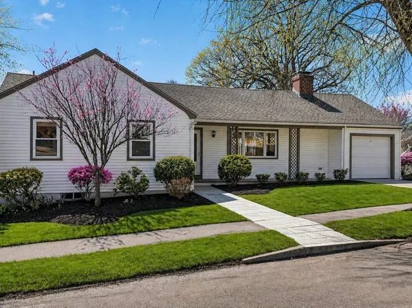 41 Truro Ln, Milton, MA 02186