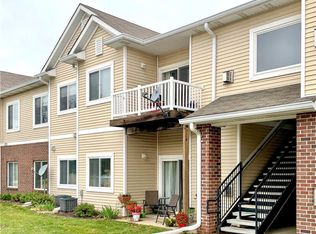 1110 NE 6th Ln UNIT G5, Ankeny, IA 50021
