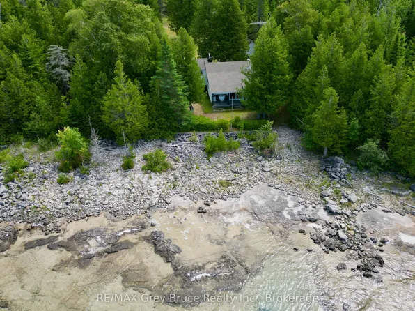 123 Fowlie Rd, Northern Bruce Peninsula, ON N0H 1W0