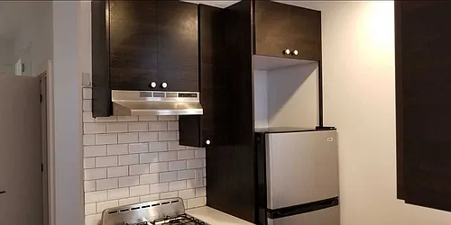 Rented by Cheskel Meisels, LREB