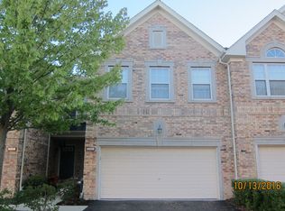 1286 Christine Ct, Vernon Hills, IL