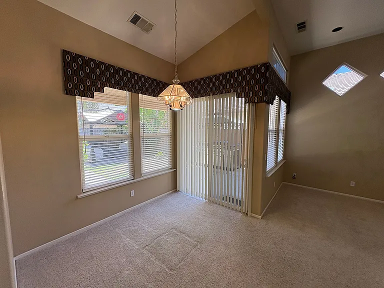 1523 E Monte Vista Ct — Photo 12