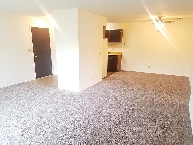 Kimberly Club Apartments — Photo 173