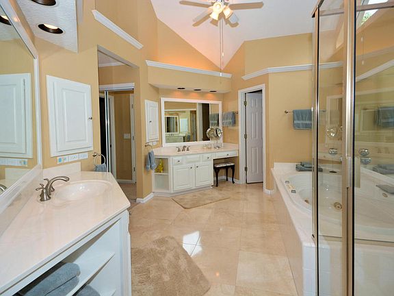 2nd image of 3765 Southern Hills Dr