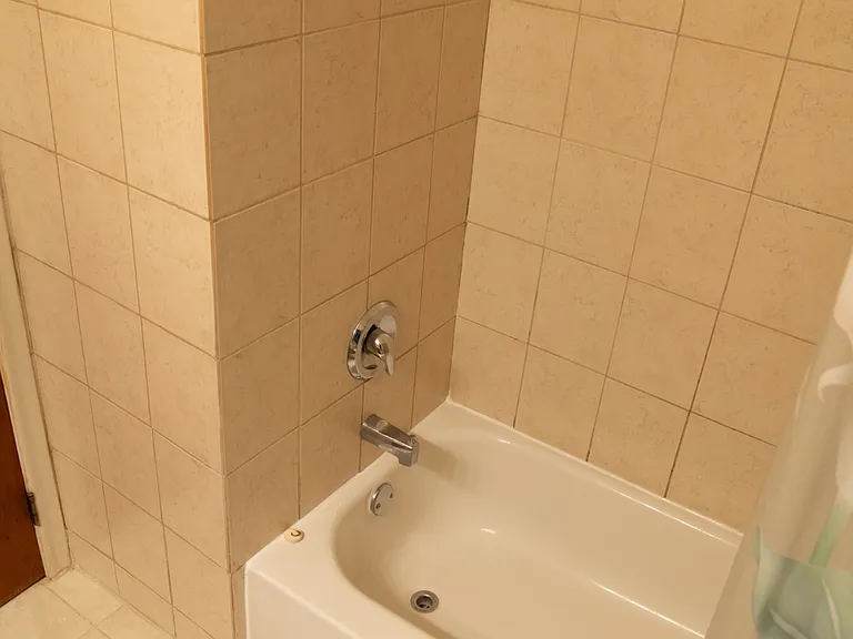 2 Brantwood Dr — Photo 4