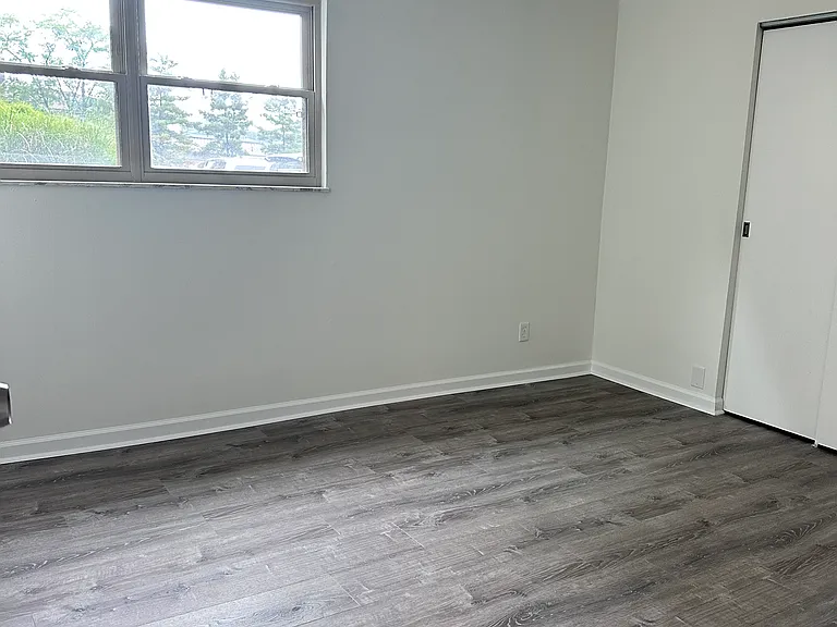 4326 Villa Dr #4 — Photo 11