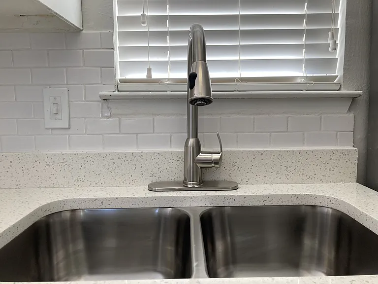 Summerwind Apartments — Photo 21