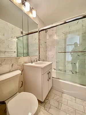 Rented by Anchor Associates | media 11