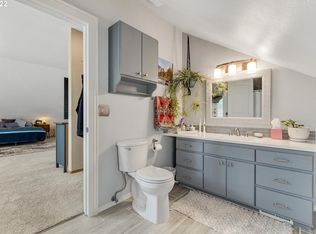 28469 SE Paradise Rd, Eagle Creek, OR 97022