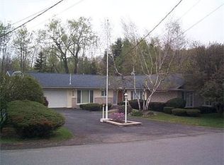 103 Ulysses Dr, Roaring Brook Township, PA 18444