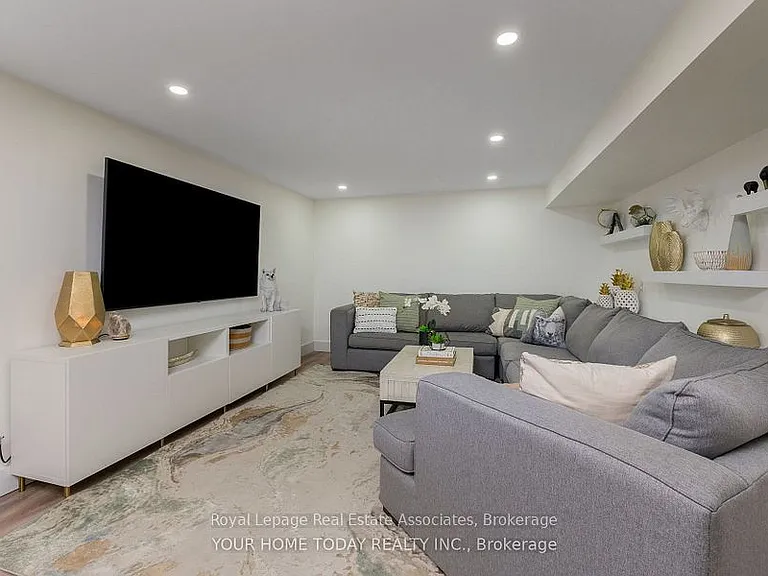 14 Gower Rd — Photo 9