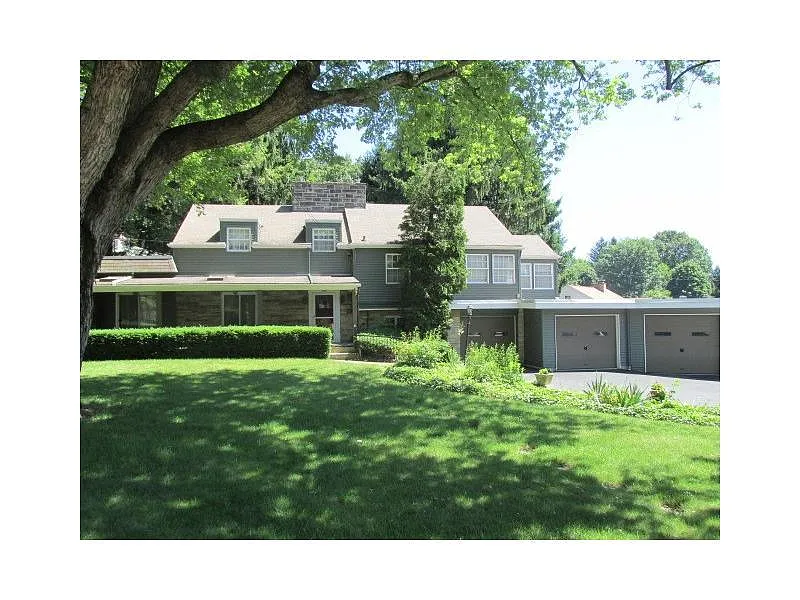 505 N Maple Ave photo 1