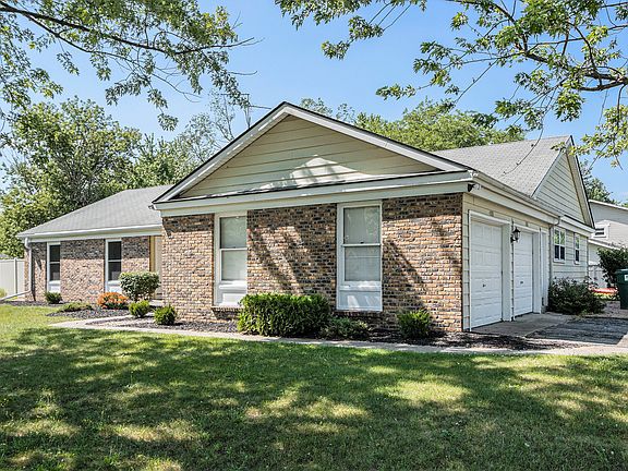 2nd image of 4783 Norfolk Cir