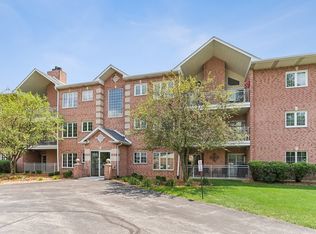 11535 Settlers Pond Way Unit 3B, Orland Park, IL 60467