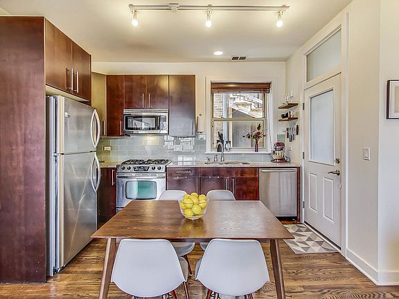 5th image of 4055 N Wolcott Ave APT 2S