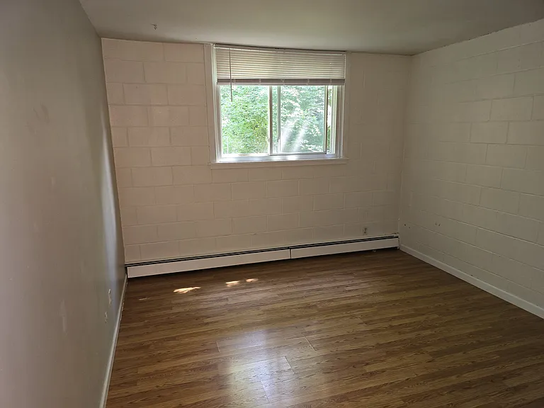 1010 Fountain St — Photo 7