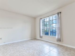 17063 SW 95th Ter, Miami, FL 33196