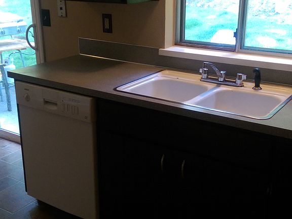 4th image of 3027 Forest View Ct S