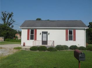 113 Wood St, Belle Vernon, PA 15012