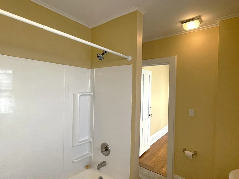 110-112 Elm St #112B — Photo 14