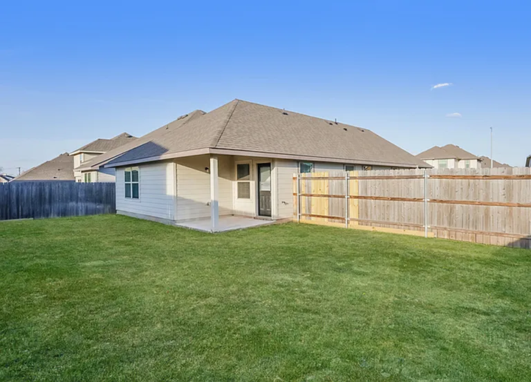 8316 Camellia Tree Ct — Photo 5