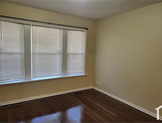 311 W 107th Pl — Photo 5