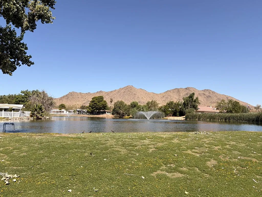 4 bed, 2.0 bath, 1310 sqft, $2,500 — Photo 4