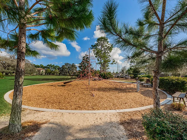 107-web-or-mls-58-Homestead Park_06112026