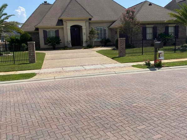392 Fly Away Ct, Biloxi, MS 39531