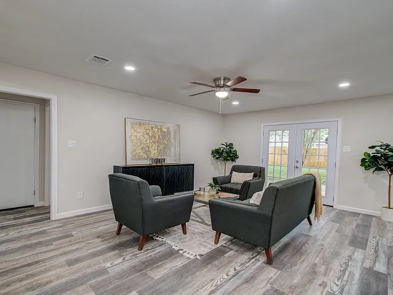 9406 Autauga St — Photo 9