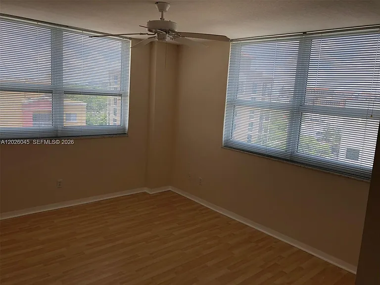 2665 SW 37th Ave #814 — Photo 15