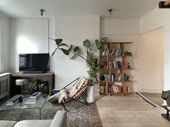 232 Lexington Ave #2, Brooklyn, NY 11216