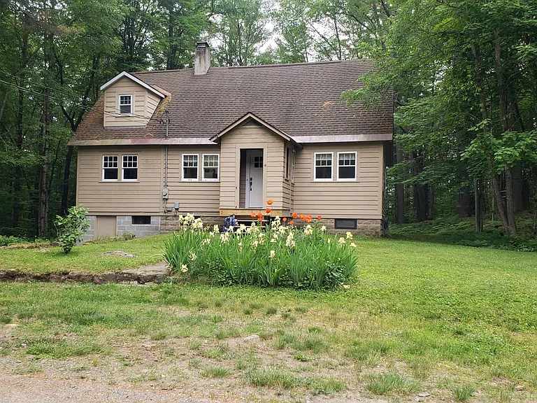 14 Riebel Way — Photo 1