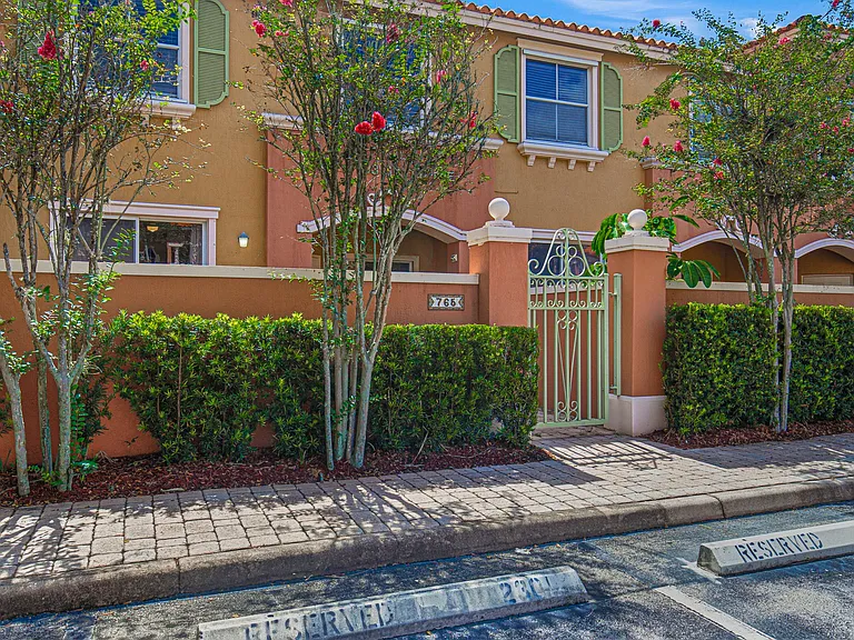765 SW 107th Ave #2303 — Photo 25