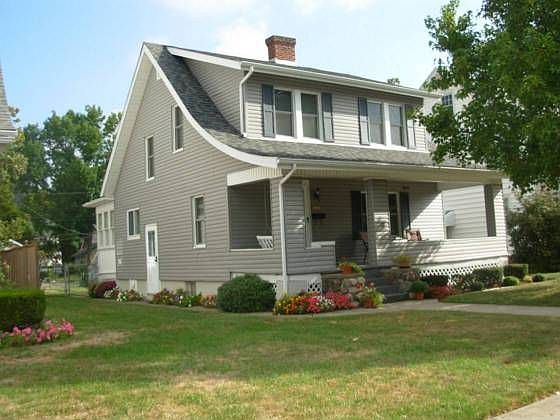 1st image of 535 E 6th Ave
