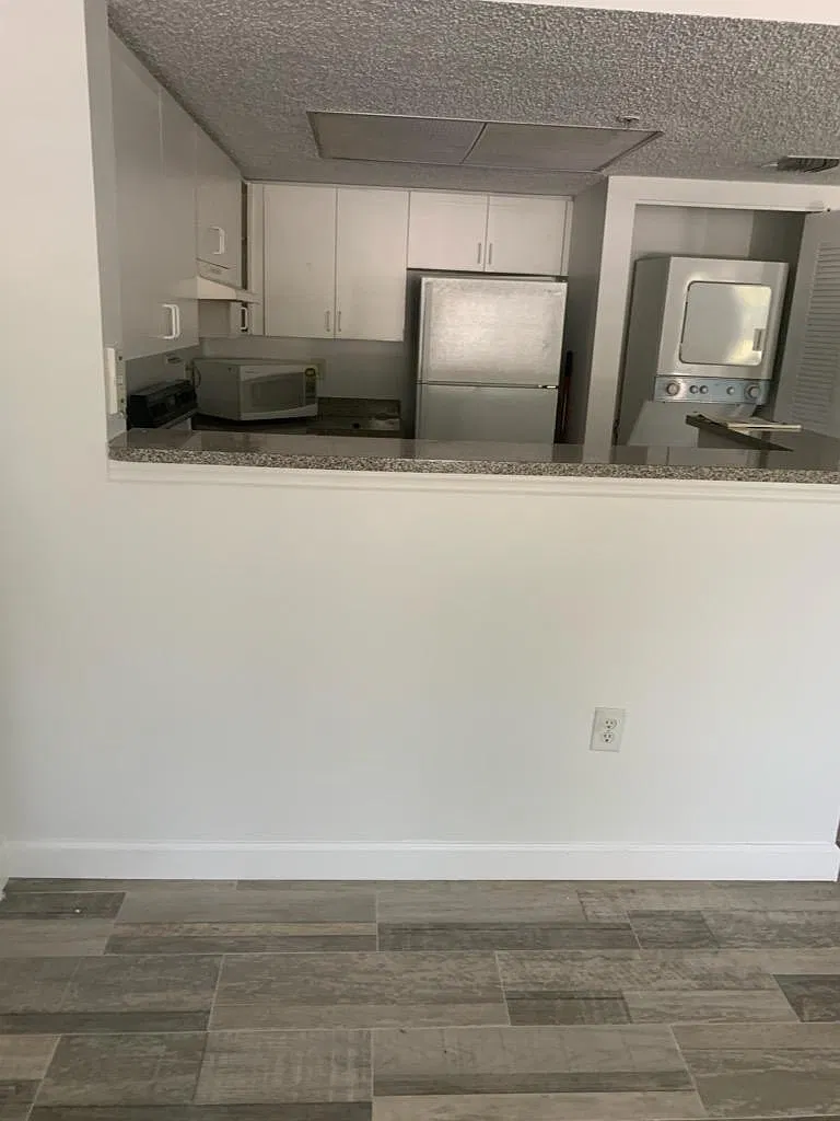 1 bed, 1.0 bath, 702 sqft, $1,550 — Photo 2