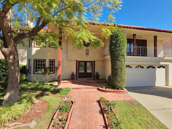 217 Starlane Dr, La Canada Flintridge, CA 91011